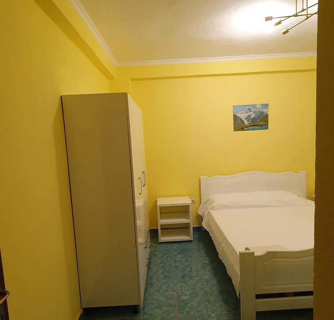 Mali I Robit 2+1,Golem Apartamento